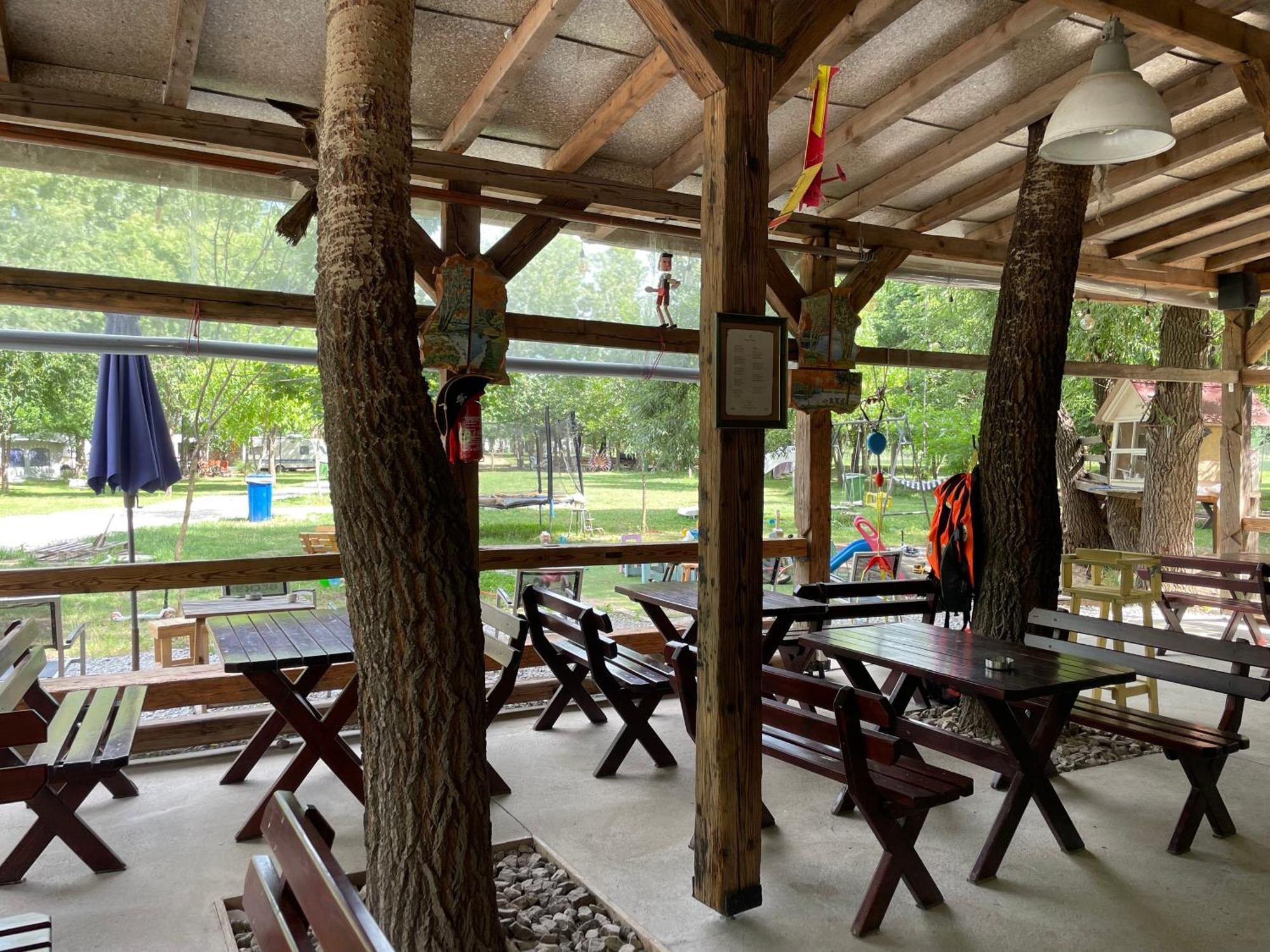 Camping Oaza Bela Crkva  Εξωτερικό φωτογραφία
